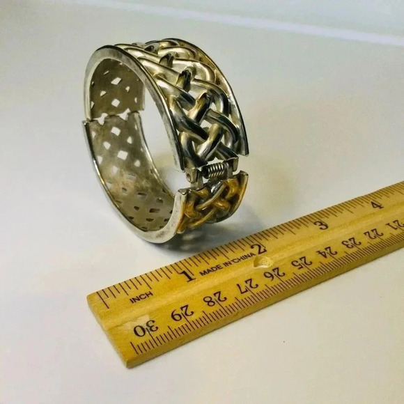 Vintage Womens Silver Lattice Hinged Cuff Clamper Bangle Bracelet OS - Picture 8 of 10
